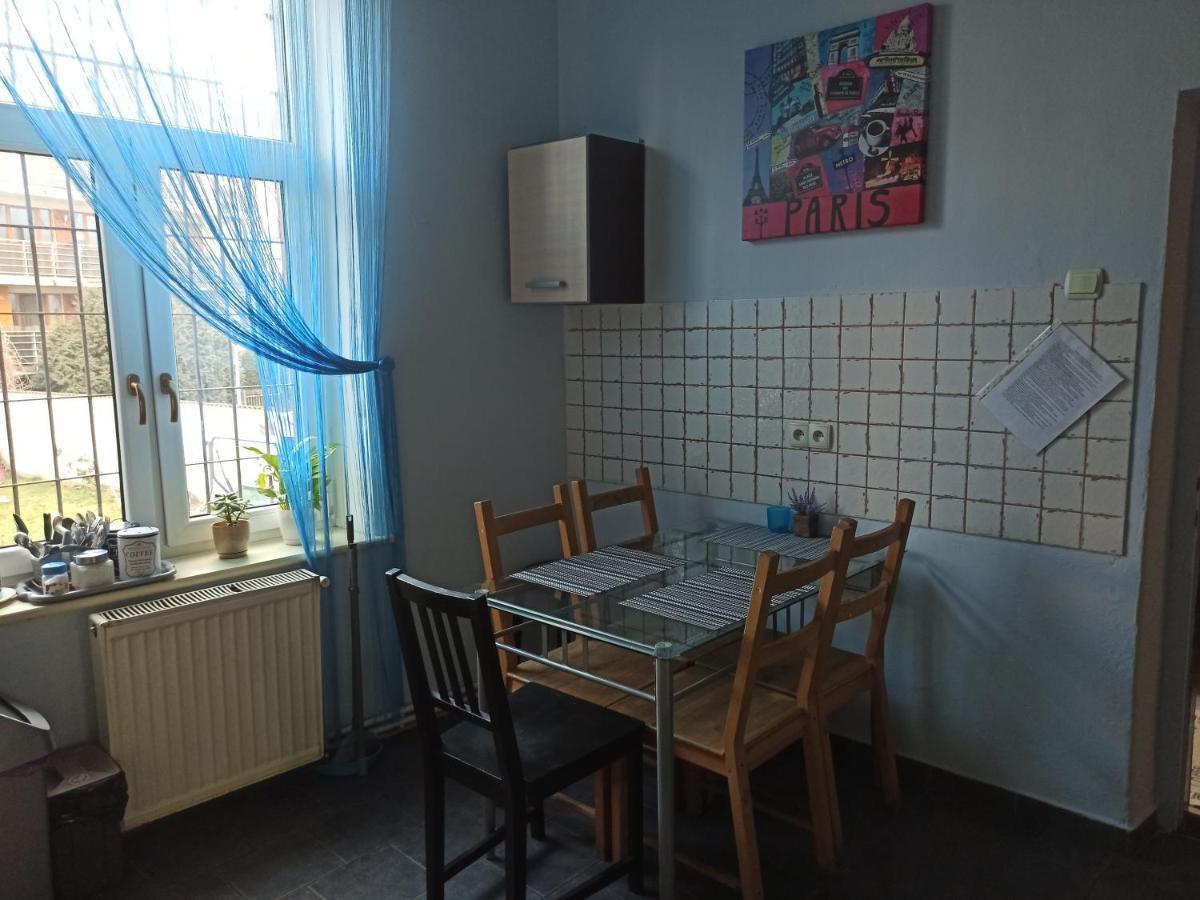 Willa Retro Hostel Kraków Exteriör bild