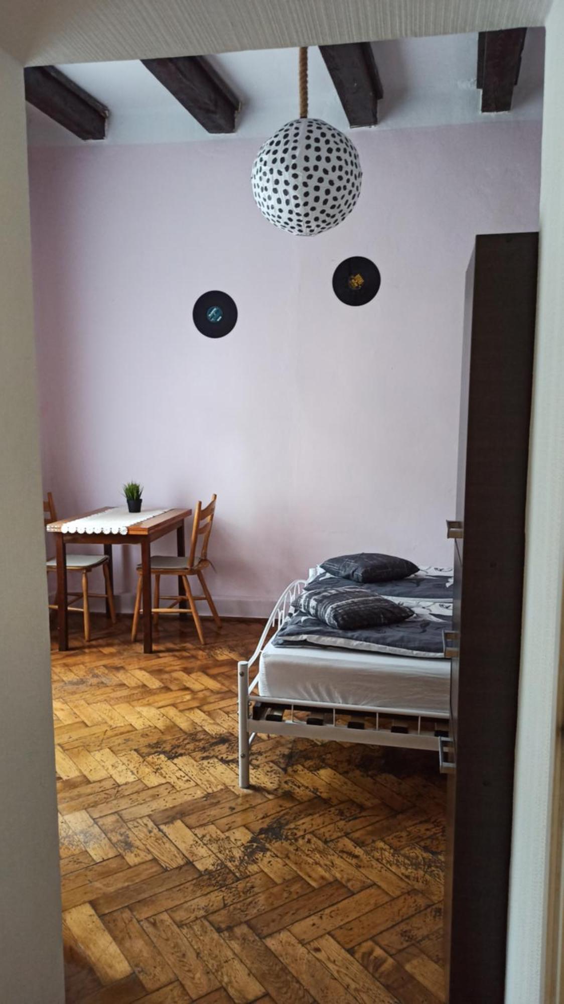 Willa Retro Hostel Kraków Exteriör bild